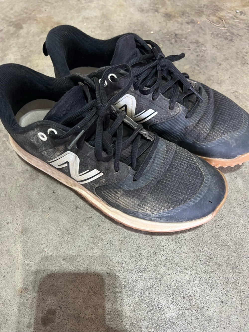 New Balance Men’s Black and Tan Athletic Sneakers